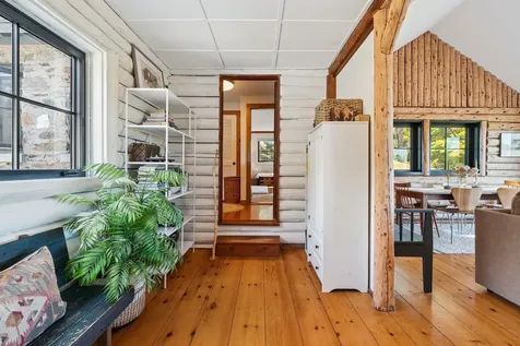 2769 Cloudland Road Pomfret VT 05067