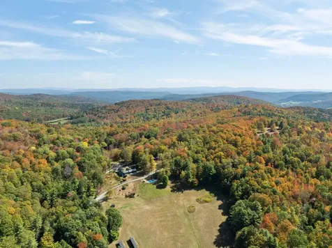 2769 Cloudland Road Pomfret VT 05067