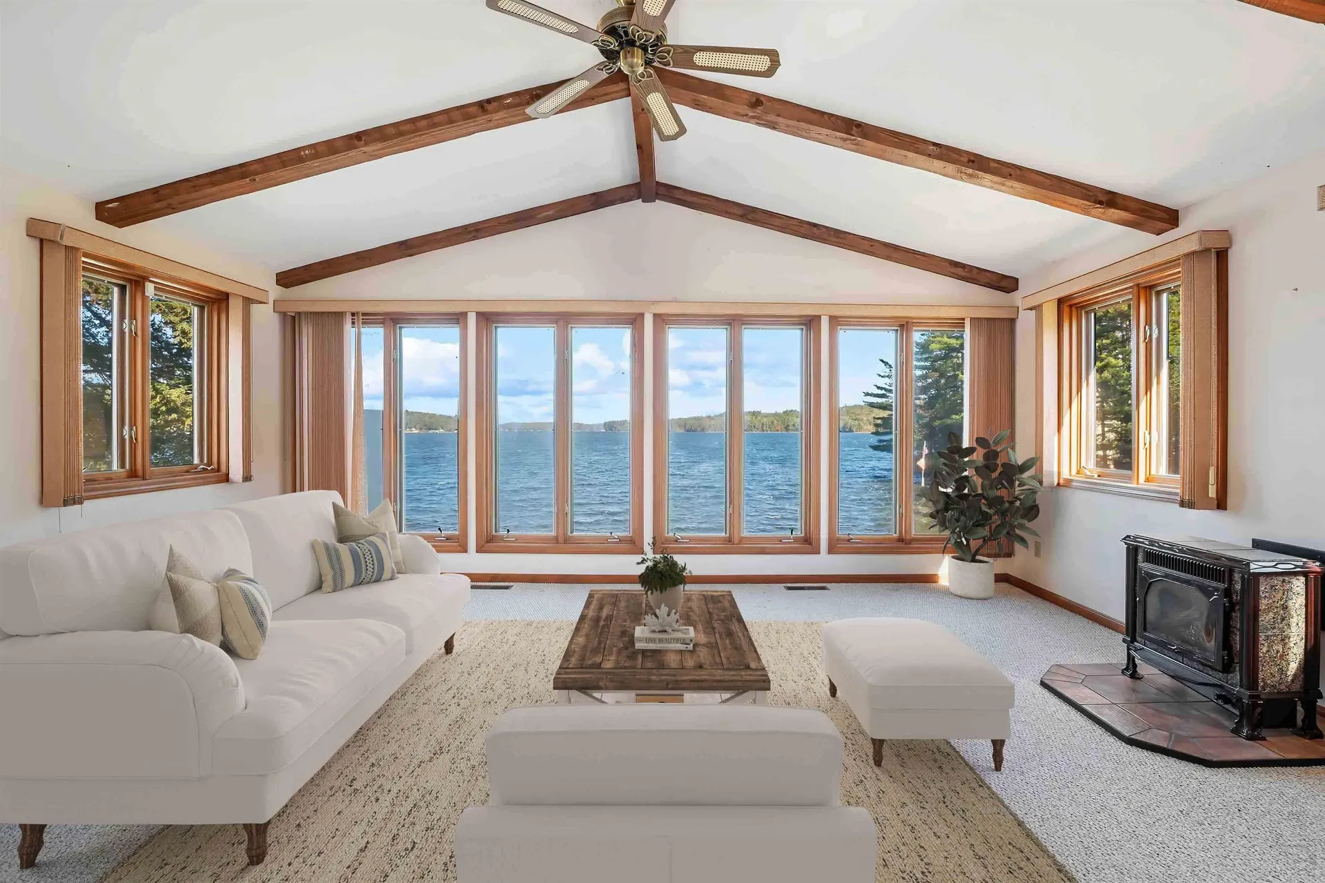 81 Lakewood Manor Road Newbury NH 03255