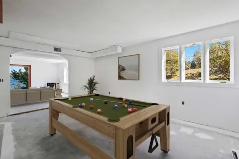 81 Lakewood Manor Road Newbury NH 03255