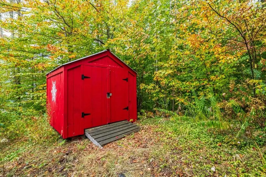 21 Deep Woods Circle Winhall VT 05340