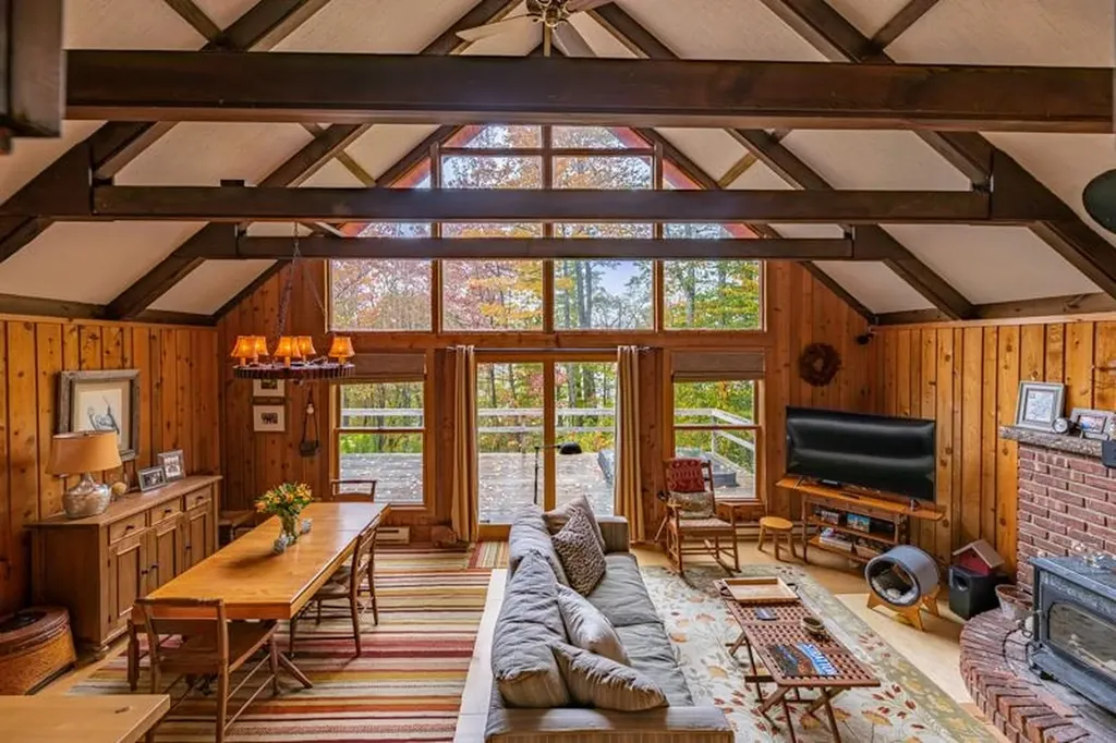 21 Deep Woods Circle Winhall VT 05340