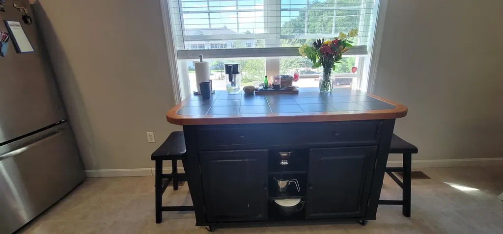 90 Karatzas Avenue Manchester NH 03104