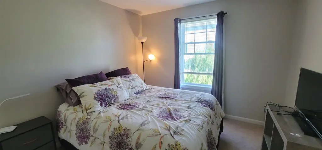 90 Karatzas Avenue Manchester NH 03104