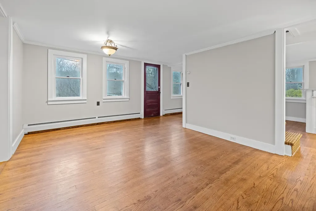 215 & 221 Vt Route 30 Dorset VT 05251