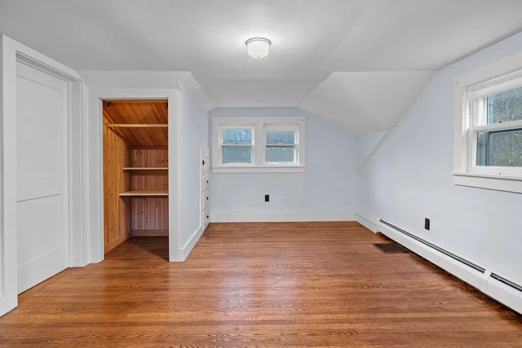 215 & 221 Vt Route 30 Dorset VT 05251