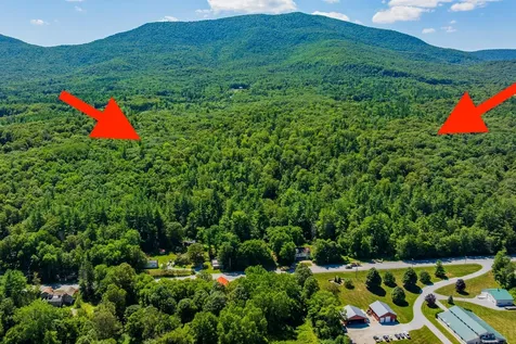 215 & 221 Vt Route 30 Dorset VT 05251