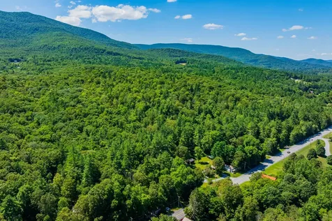 215 & 221 Vt Route 30 Dorset VT 05251