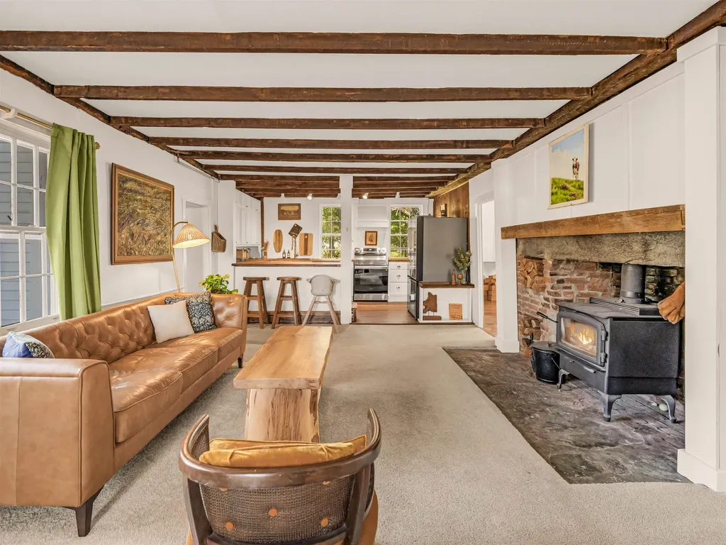 1806 Route 100 South Rochester VT 05767