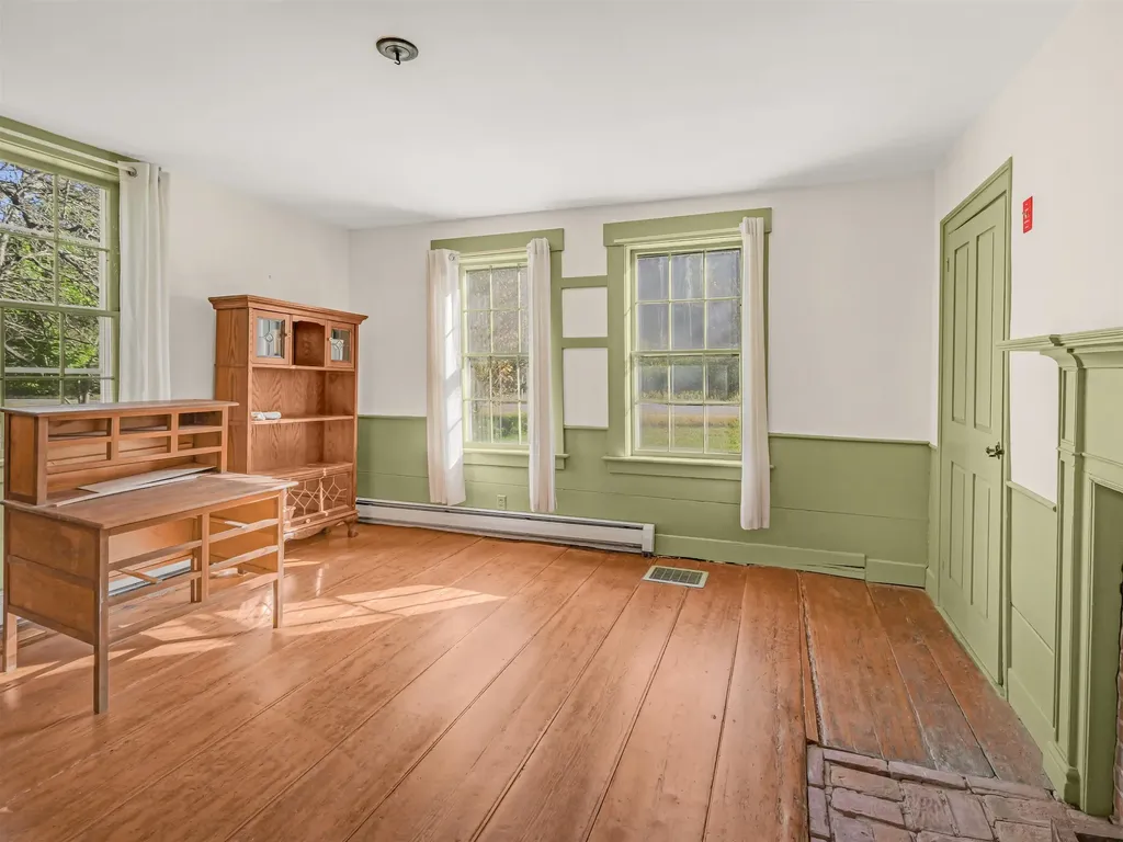 1806 Route 100 South Rochester VT 05767