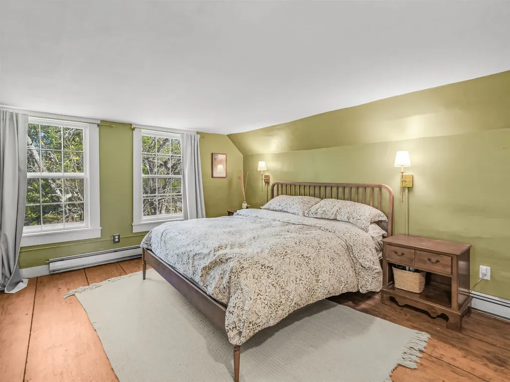 1806 Route 100 South Rochester VT 05767