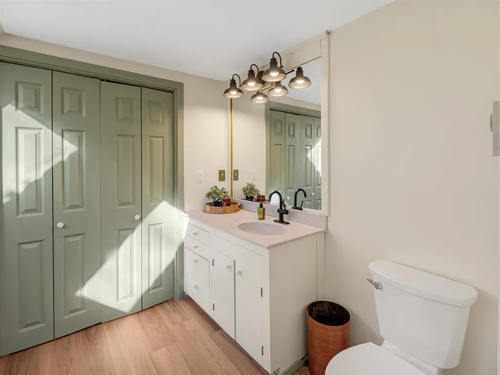 1806 Route 100 South Rochester VT 05767