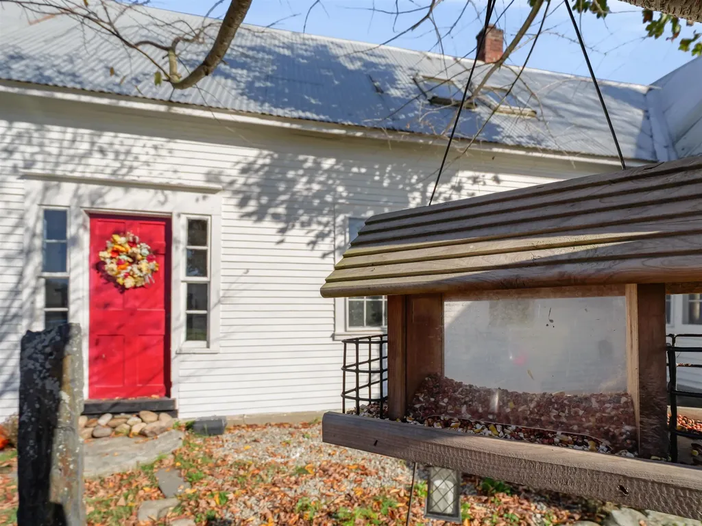 1806 Route 100 South Rochester VT 05767