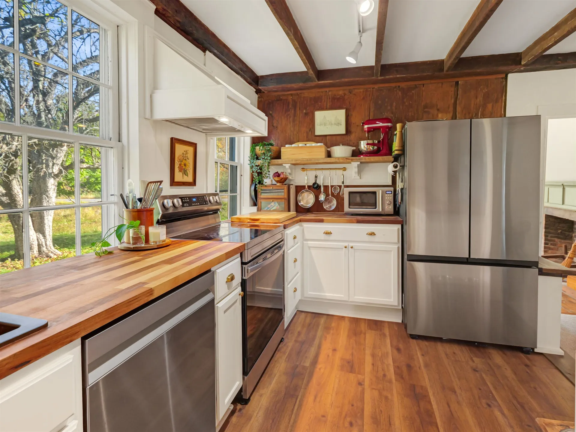 1806 Route 100 South Rochester VT 05767