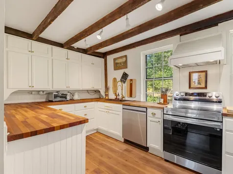 1806 Route 100 South Rochester VT 05767