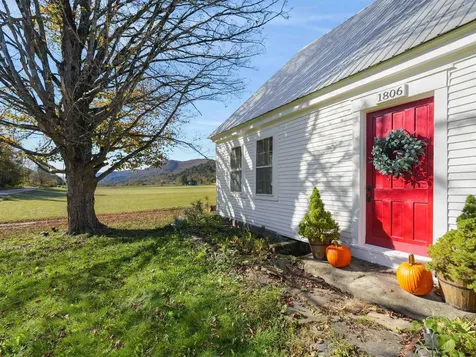 1806 Route 100 South Rochester VT 05767