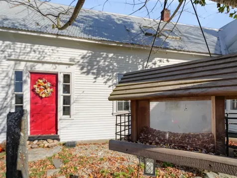 1806 Route 100 South Rochester VT 05767