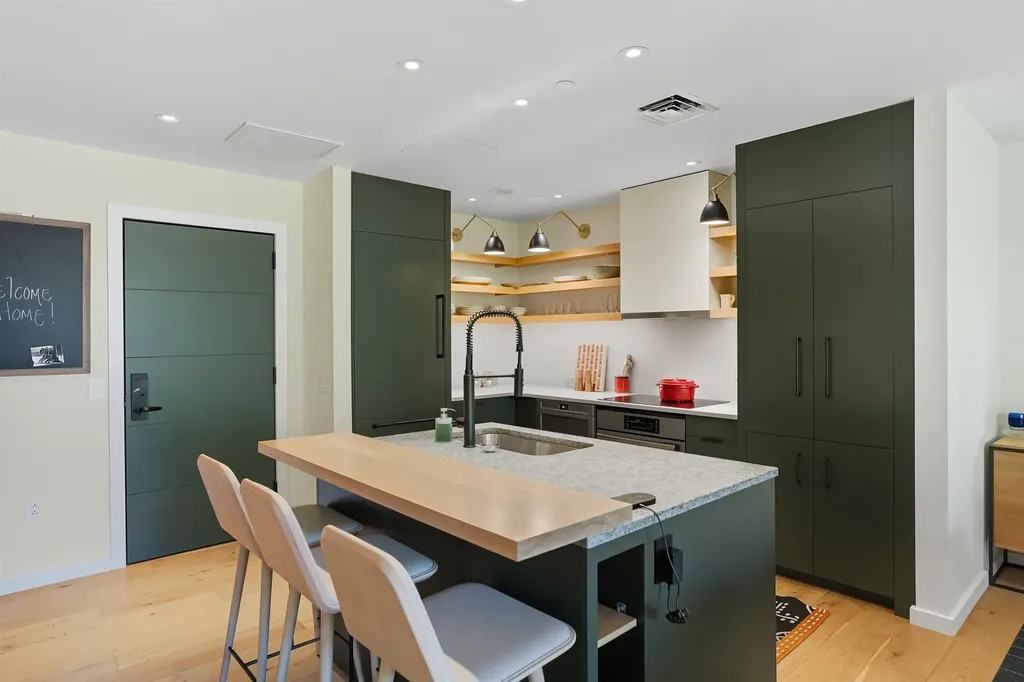 69 Hourglass Drive Stowe VT 05672