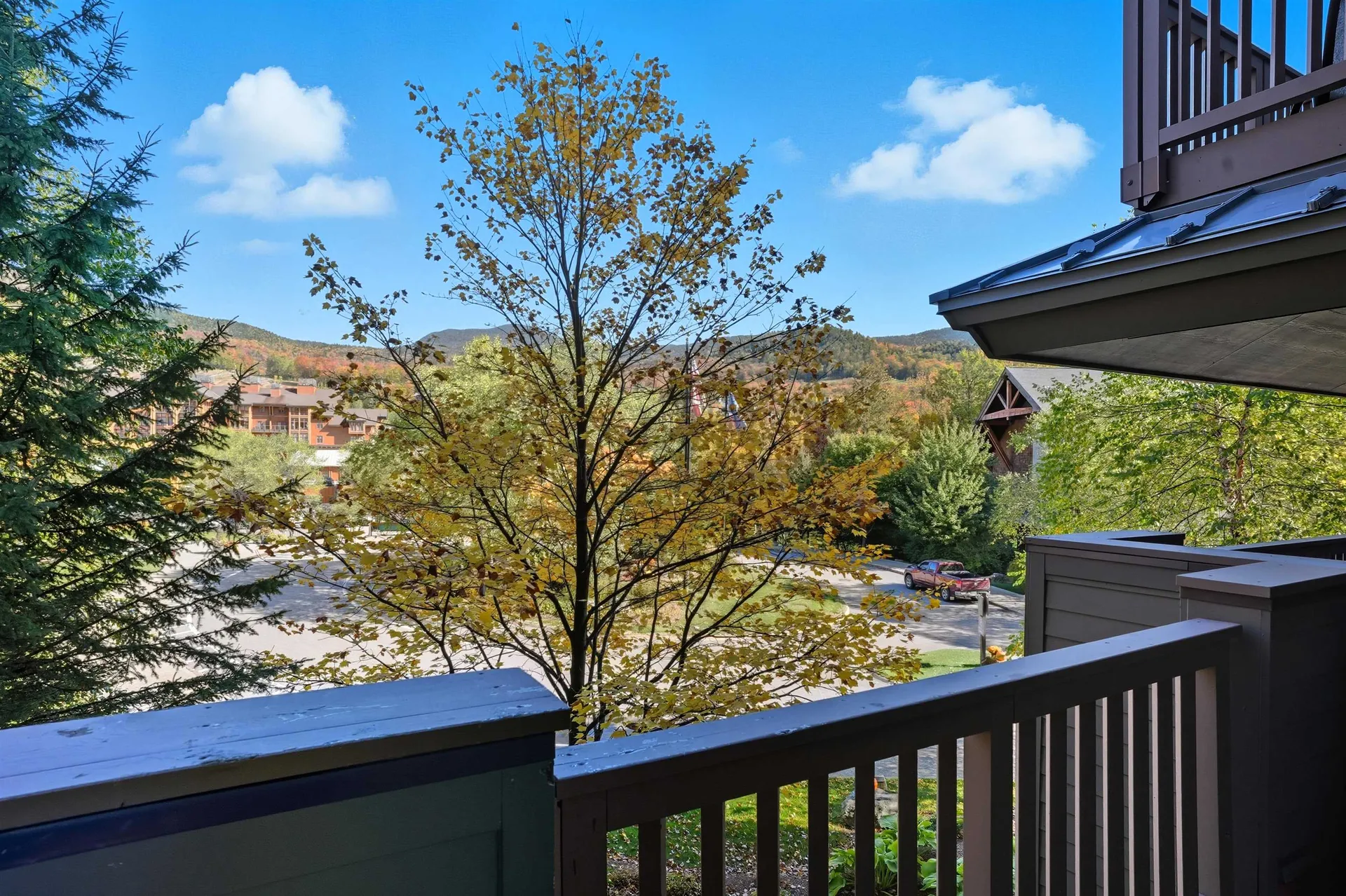 7412 Mountain Road Stowe VT 05672