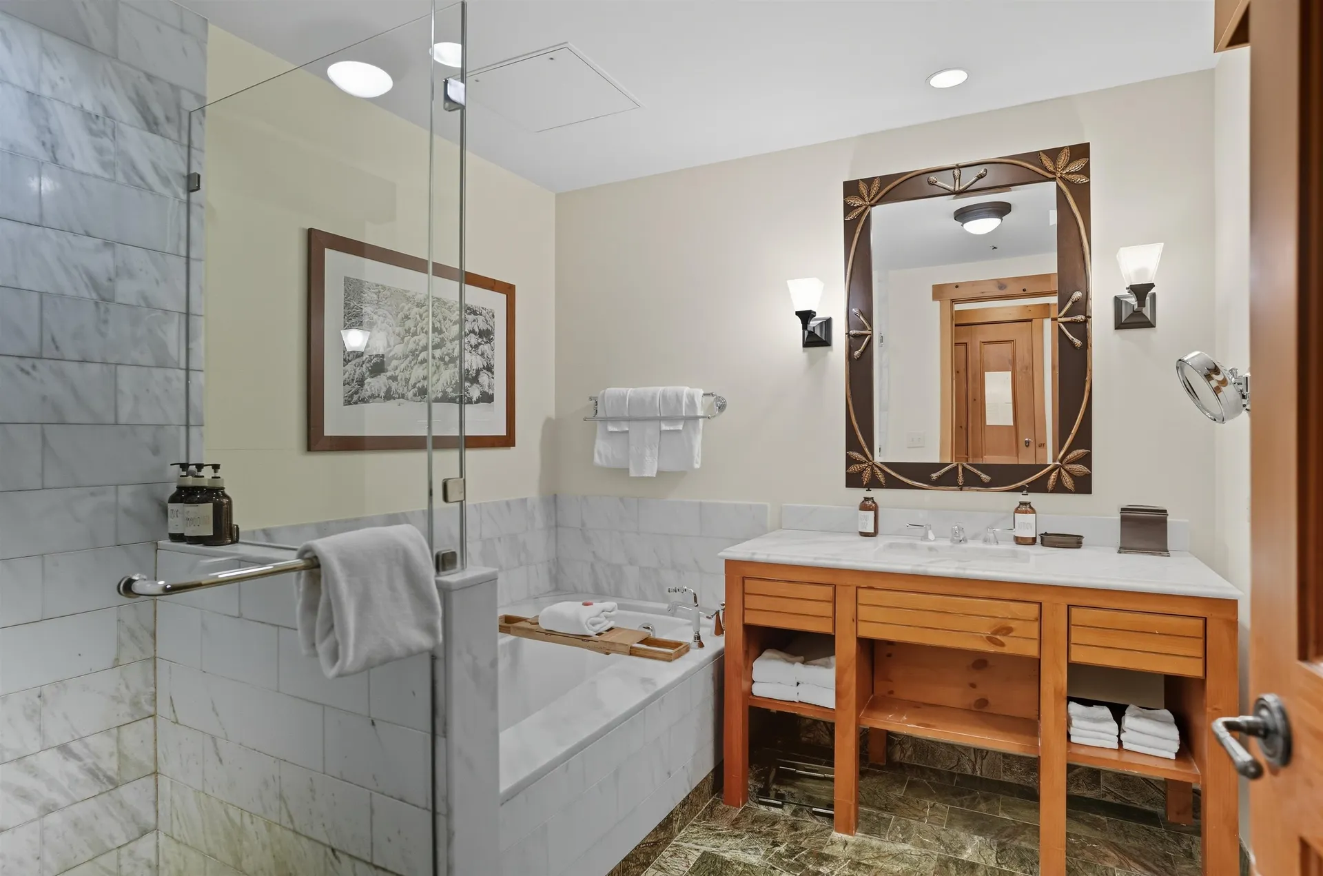 7412 Mountain Road Stowe VT 05672