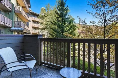 7412 Mountain Road Stowe VT 05672