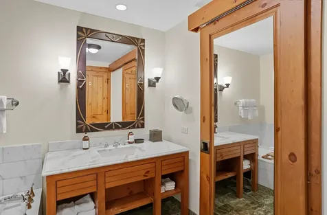 7412 Mountain Road Stowe VT 05672