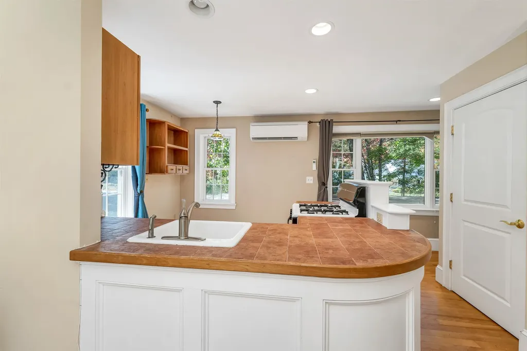 58 Crossbow Lane Conway NH 03860