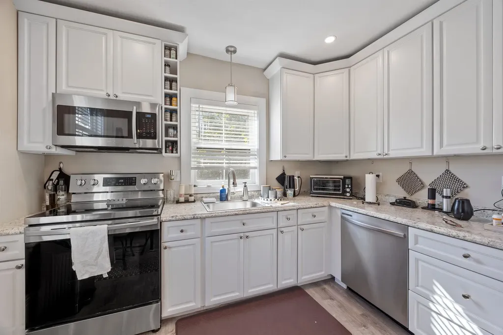 34-36 Highland Street Portsmouth NH 03801