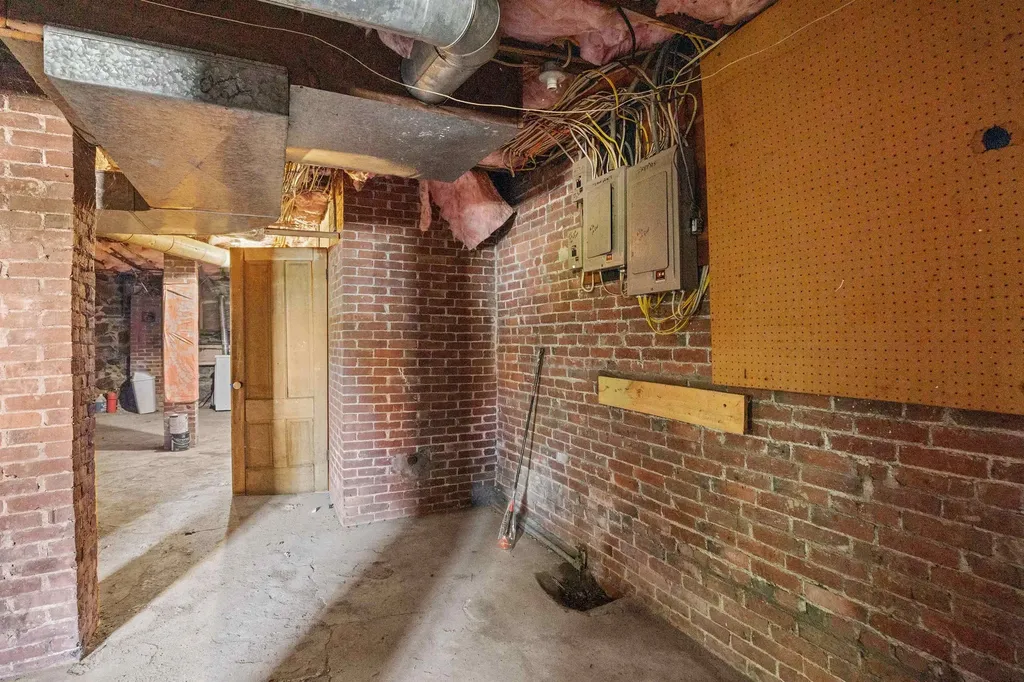 34-36 Highland Street Portsmouth NH 03801