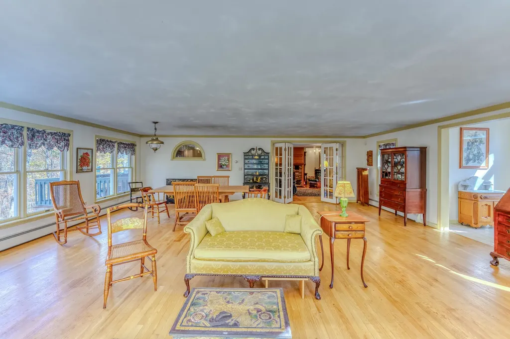 637 Wallace Hill Road Franconia NH 03580