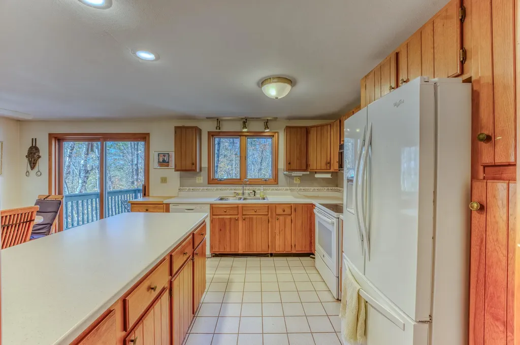 637 Wallace Hill Road Franconia NH 03580