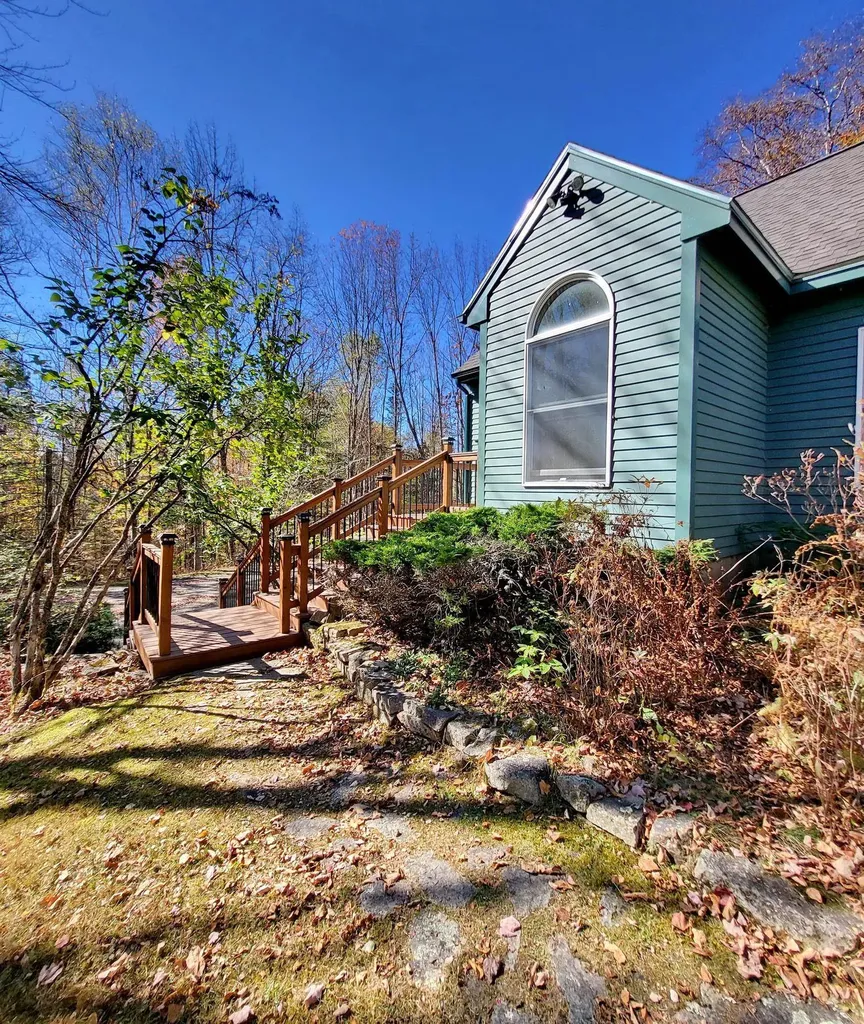 637 Wallace Hill Road Franconia NH 03580