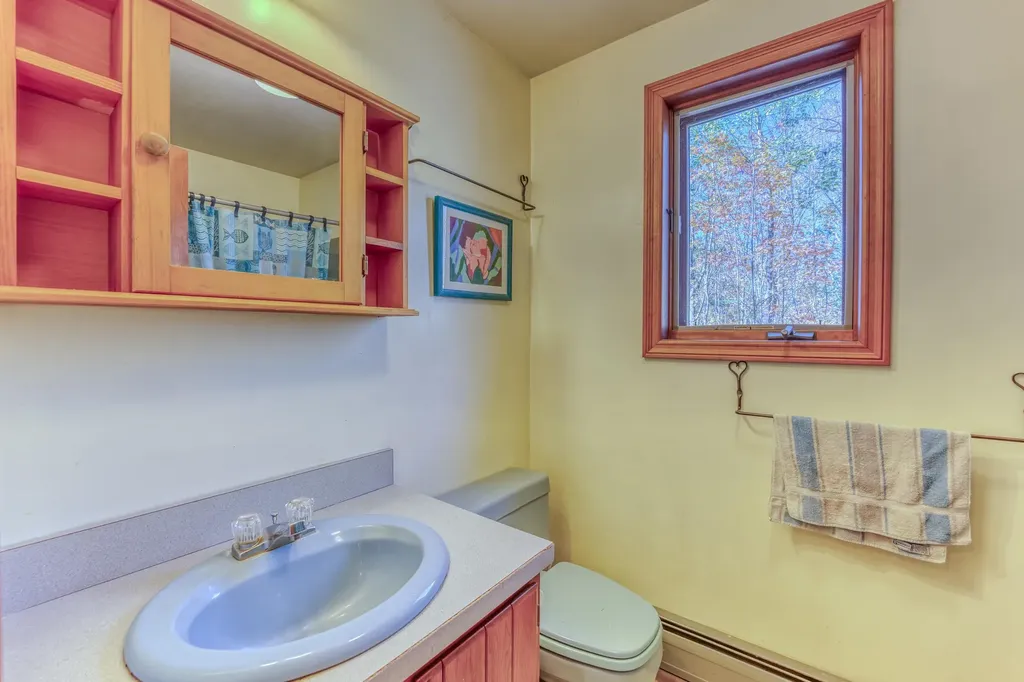 637 Wallace Hill Road Franconia NH 03580