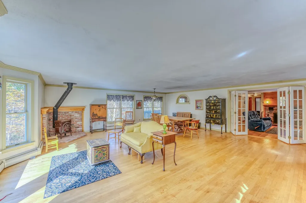 637 Wallace Hill Road Franconia NH 03580