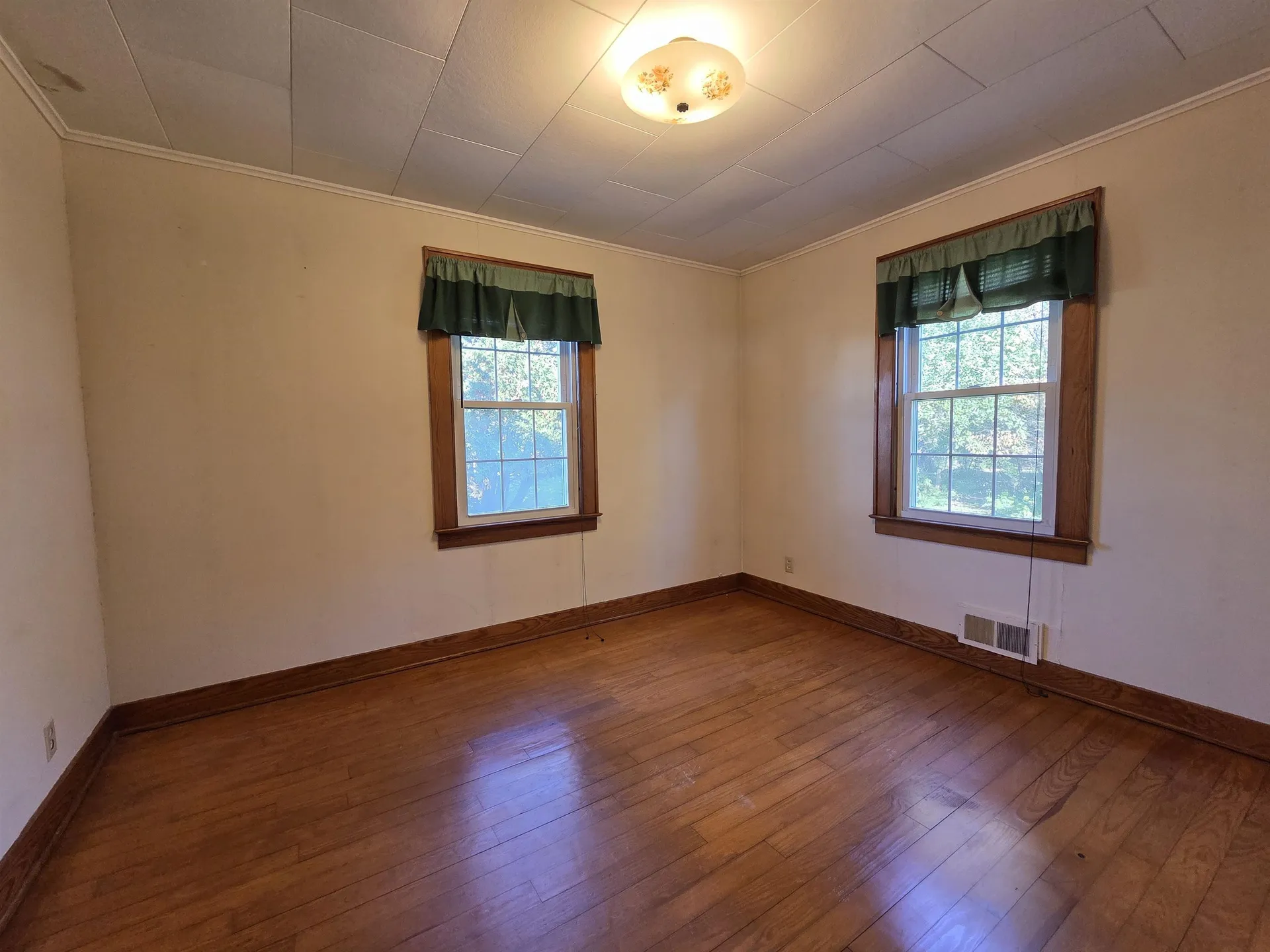 79 Southard Street St. Johnsbury VT 05819