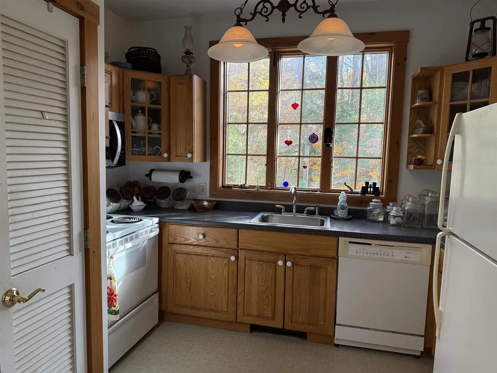 529 Finkel Road Wardsboro VT 05355