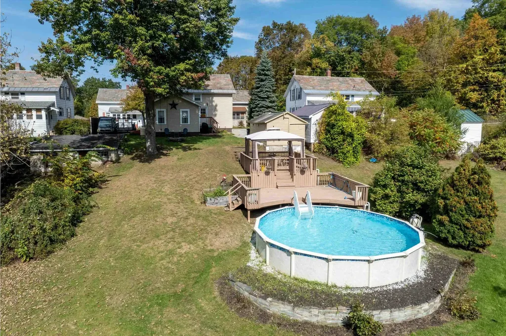 11 Newton Street Proctor VT 05765