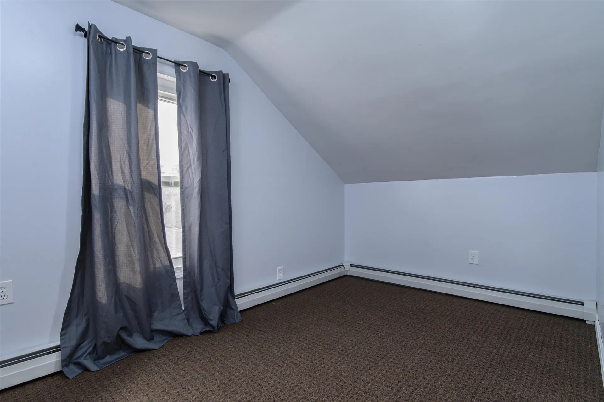 11 Newton Street Proctor VT 05765