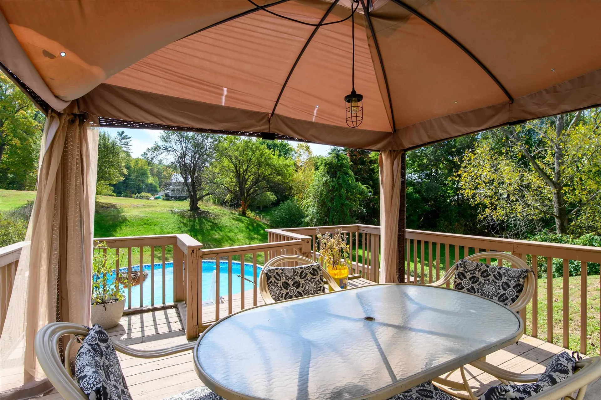 11 Newton Street Proctor VT 05765