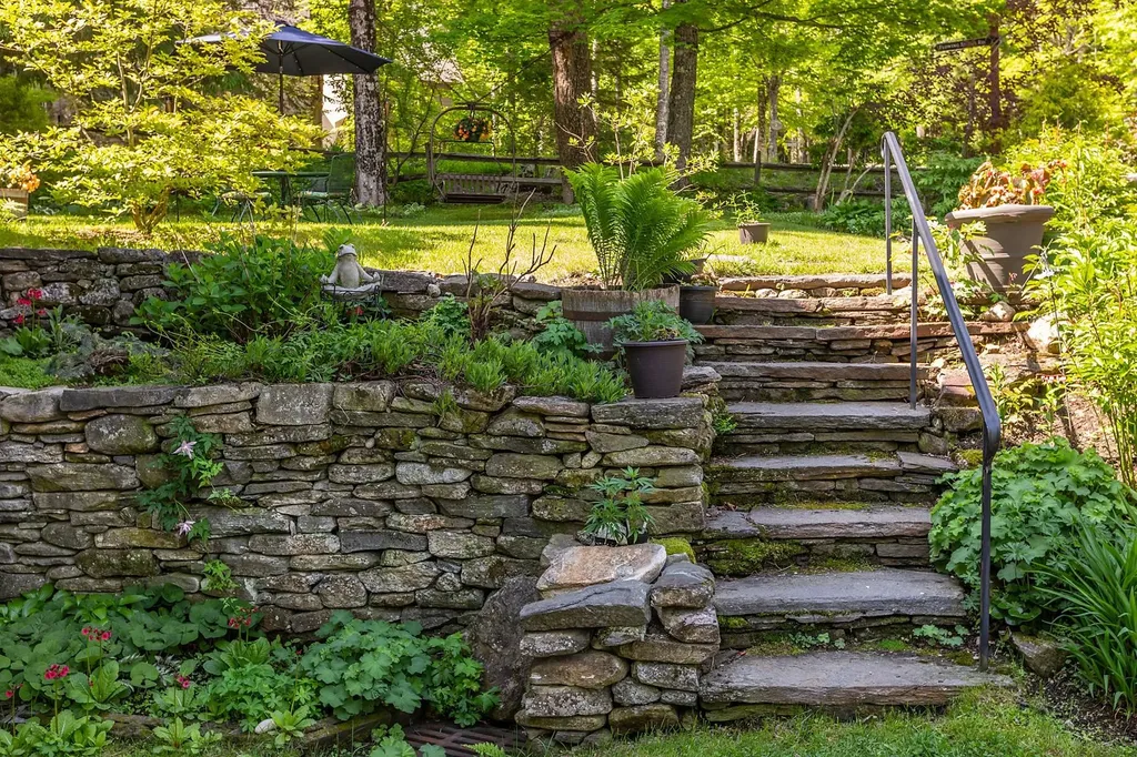 11 Founders Hill Road Winhall VT 05340