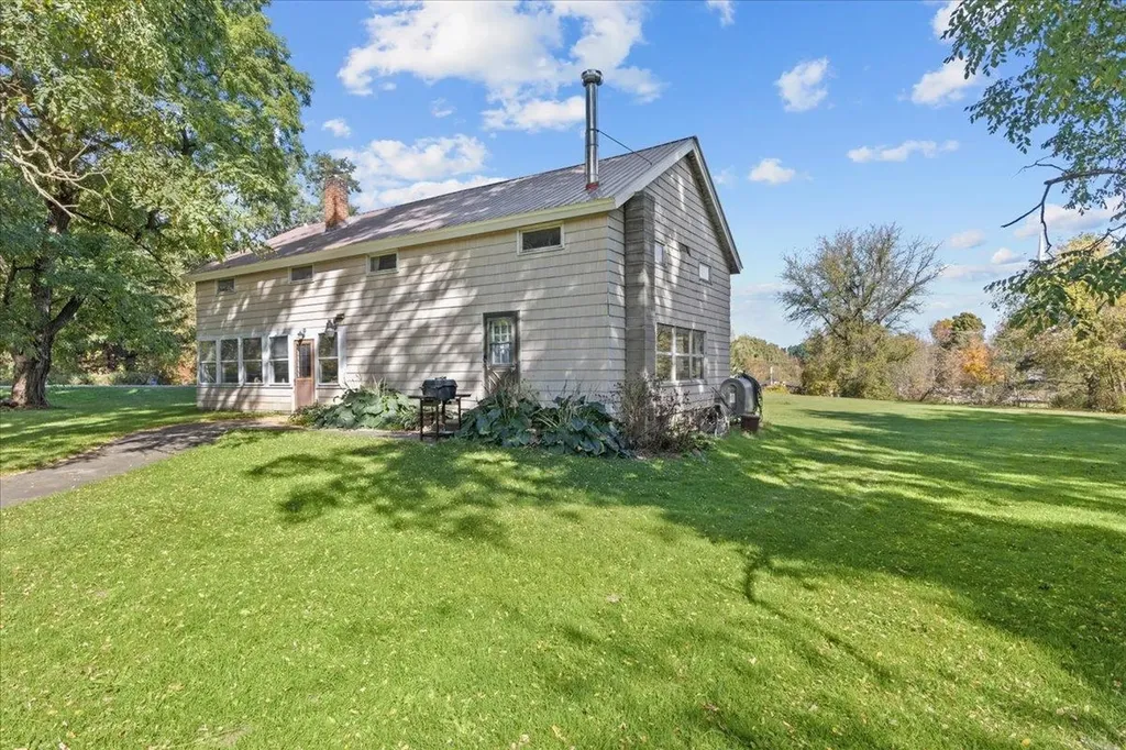 99 Oak Hill Road Williston VT 05495