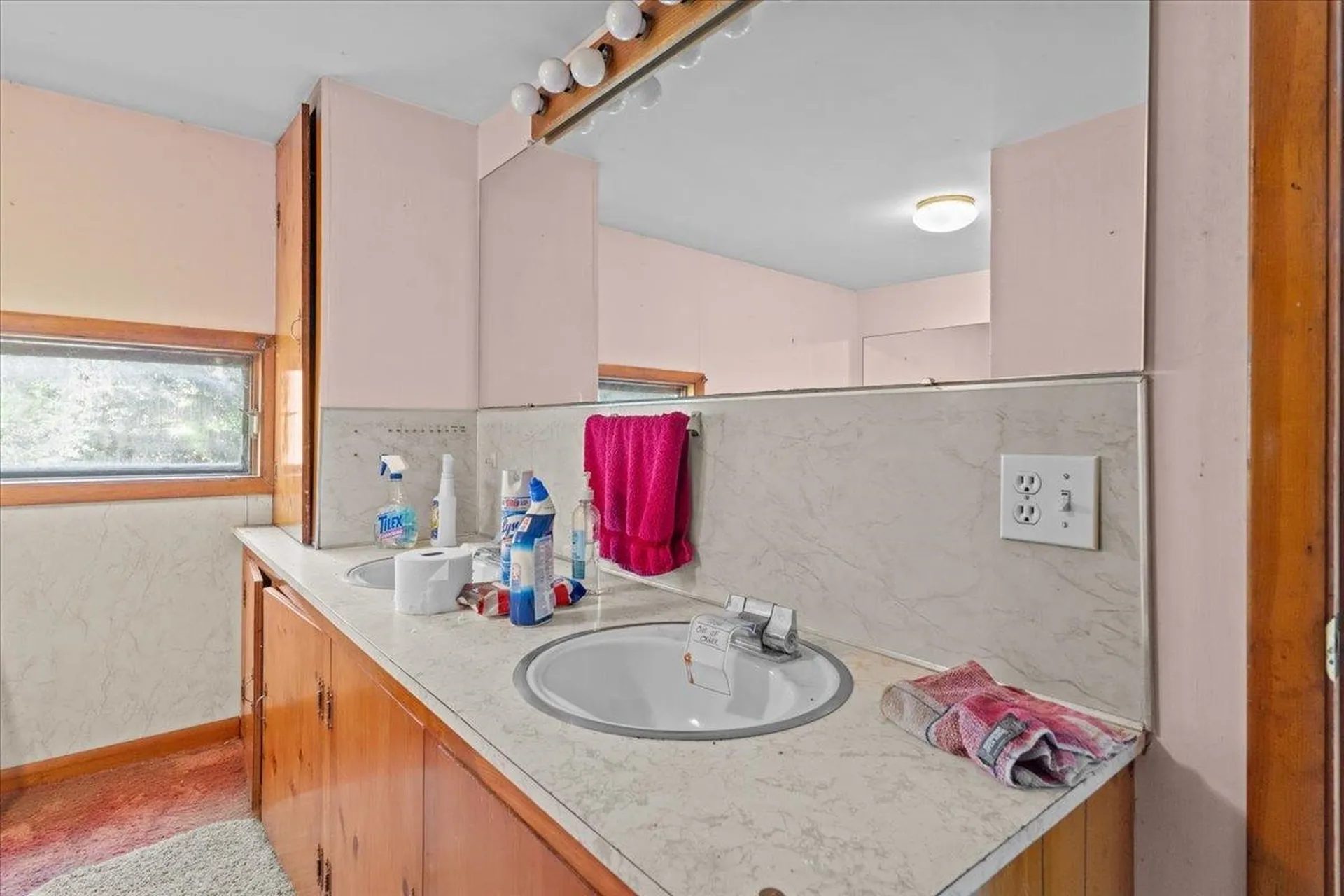 99 Oak Hill Road Williston VT 05495