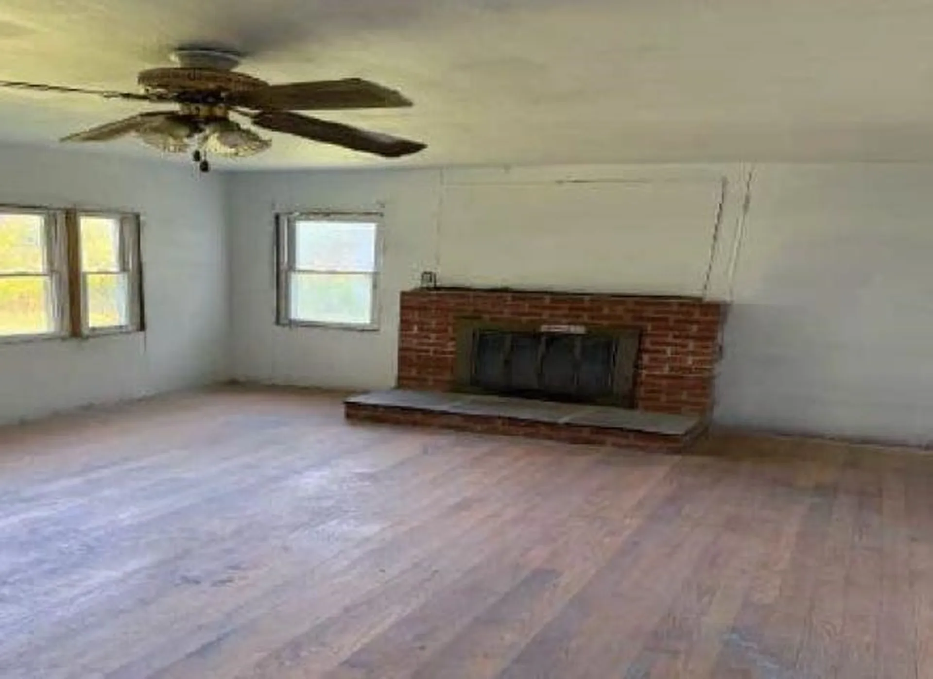 933 E Road Bennington VT 05201