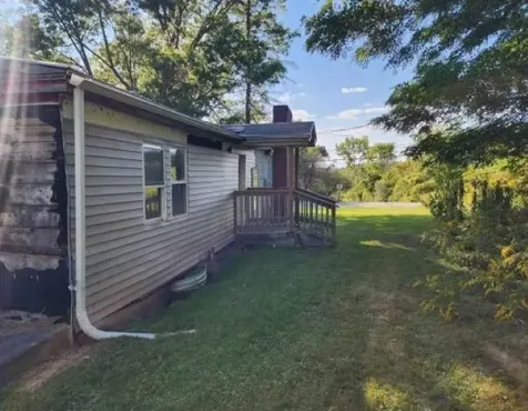 933 E Road Bennington VT 05201