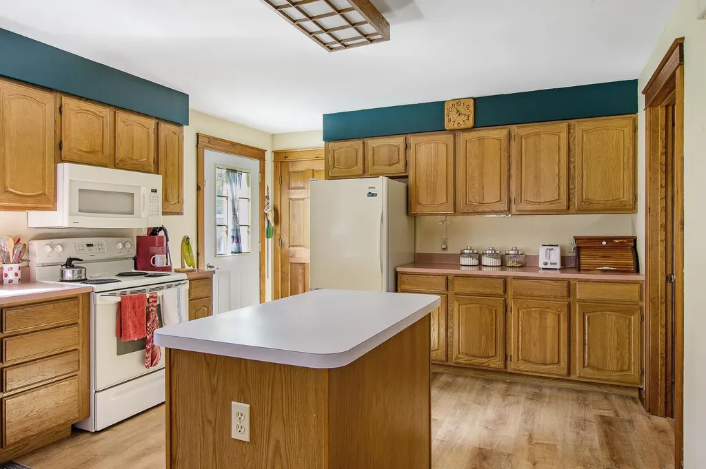 228 Higgins Hill Road St. Johnsbury VT 05819