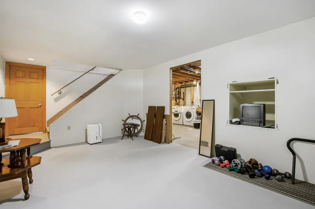 228 Higgins Hill Road St. Johnsbury VT 05819