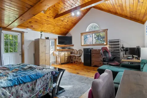 3 Margaret Avenue Raymond NH 03077