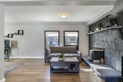 3 Margaret Avenue Raymond NH 03077