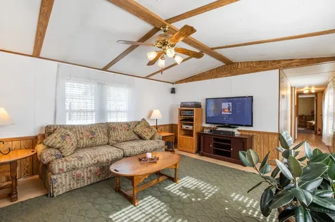 6 Pine Street Colebrook NH 03576