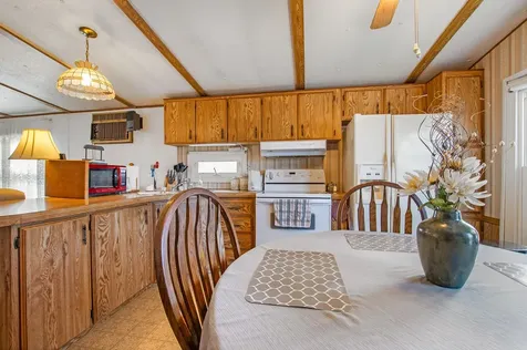 6 Pine Street Colebrook NH 03576